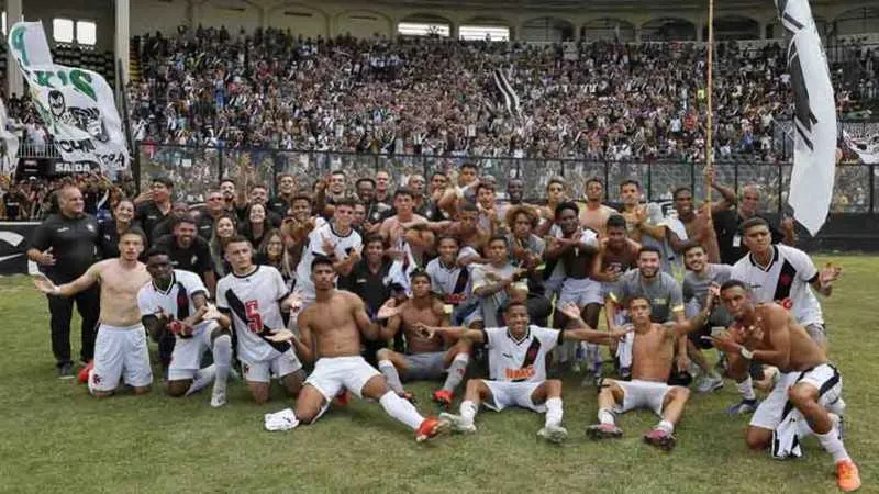 Como o Vasco ganhou por 2 a 0 no primeiro jogo, o time se valeu da vantagem
