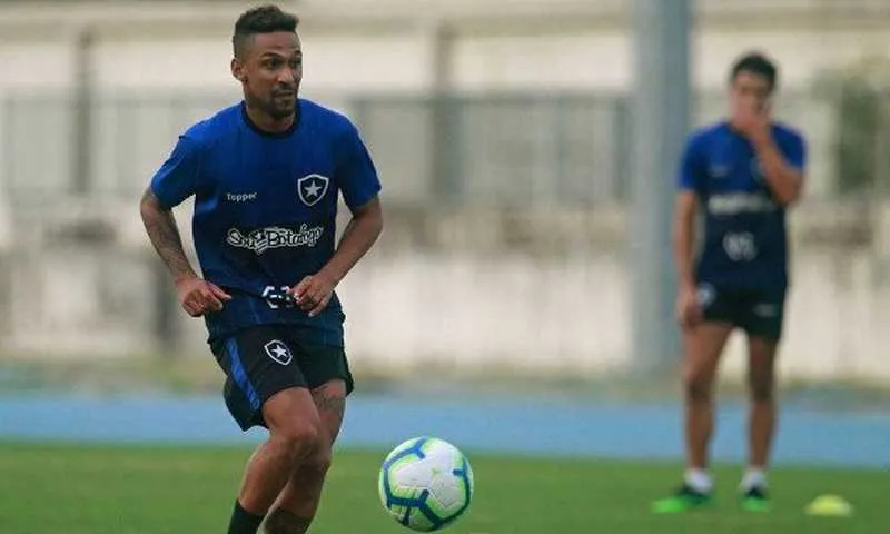 O jogador ficou apenas 16 dias no clube