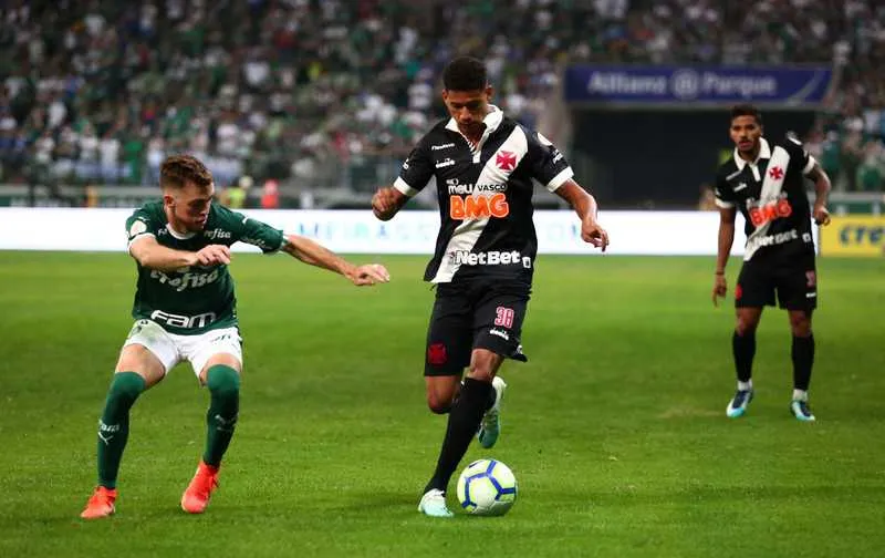Vasco enfrenta o Palmeiras nesta quarta-feira, às 21h30
