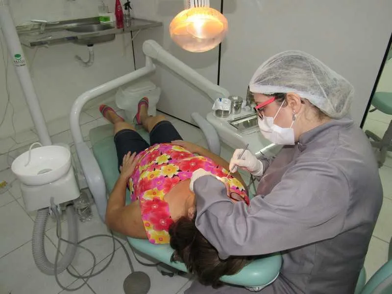 O município conta com três consultórios de urgências odontológicas