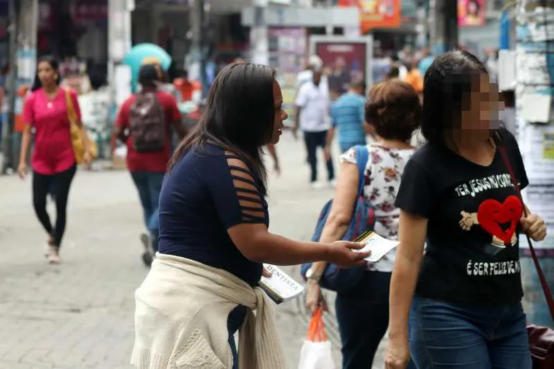 Ana Paula afirma que na maioria das vezes é ignorada pelas pessoas 