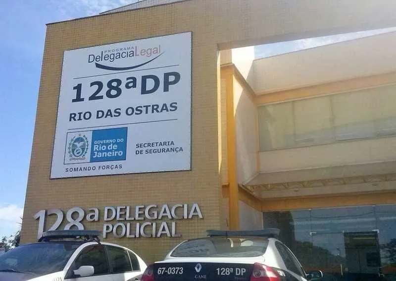 O detido foi levado para a 128ª DP, onde o caso é investigado