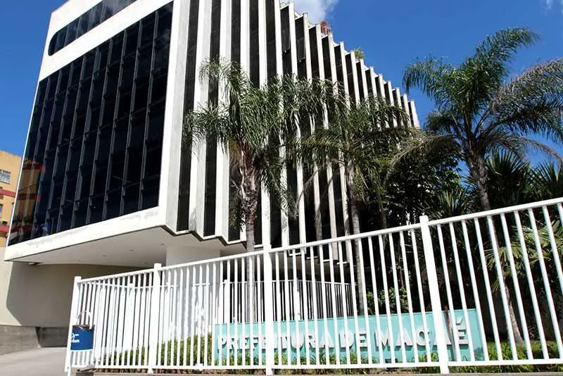 A Prefeitura de Macaé fica situada à Avenida Presidente Sodré, 534, no Centro.