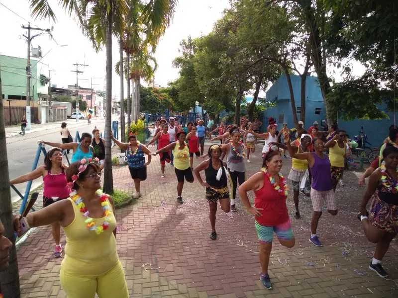 O projeto “Ginástica na Praça” acontece em seis localidades do município duas vezes por semana