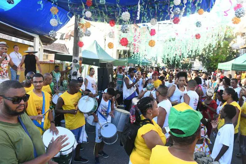 O bloco percorrerá as Ruas Manoel Lazari Indígena, Marquês de Paraná e São Lourenço