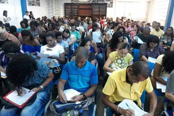 As vagas são ofertadas nos feirões, empresas e no balcão da prefeitura
