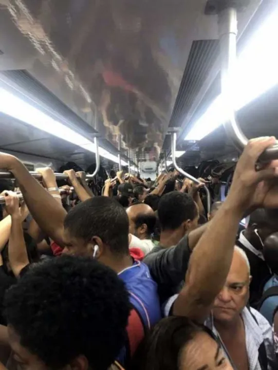 Cerca de 420 mil passageiros estão sendo afetados com essa decisão