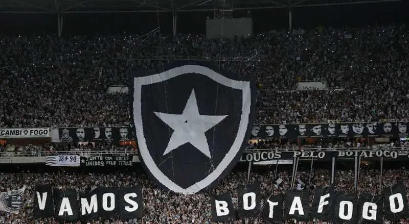 O jogo acontece o próximo domingo (17)