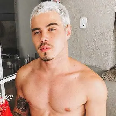 Túlio Rocha está participando do reality show 'De Férias Com o Ex', um programa da MTV 