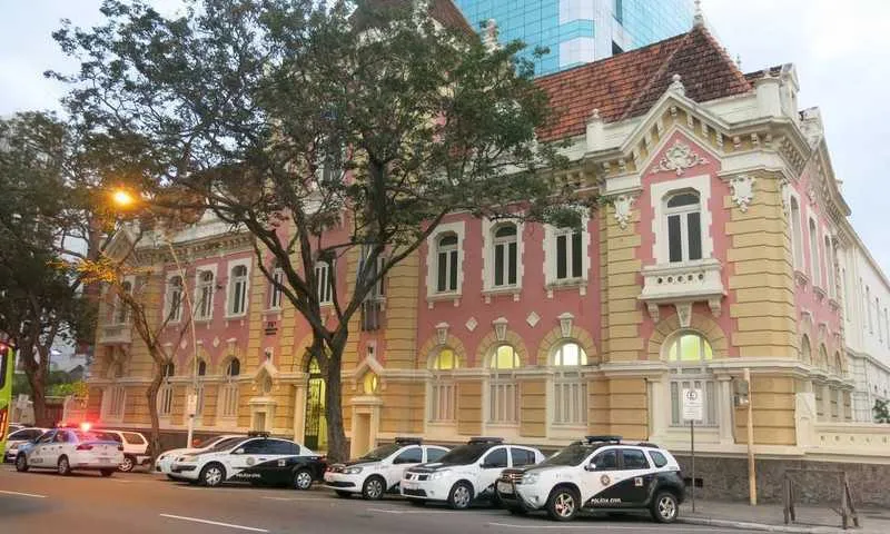 O caso foi registrado na 76ªDP, no Centro de Niterói  