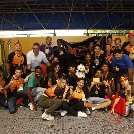 Alunos da Escola Firjan São Gonçalo vão para torneio nacional de robótica