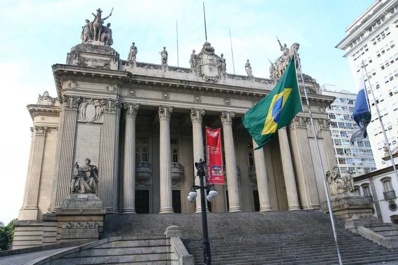 Os deputados se mostraram favoráveis à soltura 