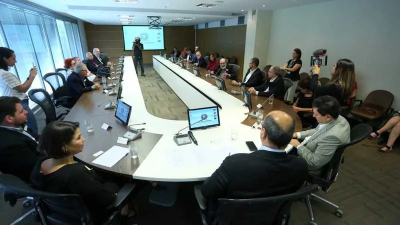 O governador Wilson Witzel se reuniu, nesta segunda-feira (09), com representantes do cinema nacional 