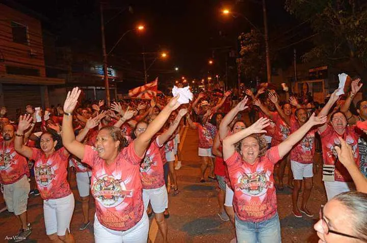 A concentração está marcada para as 20 horas