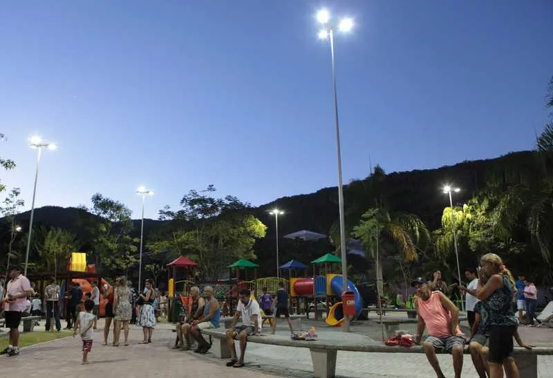 Imagem ilustrativa da imagem Praça da Fazendinha é reformada na Região Oceânica de Niterói