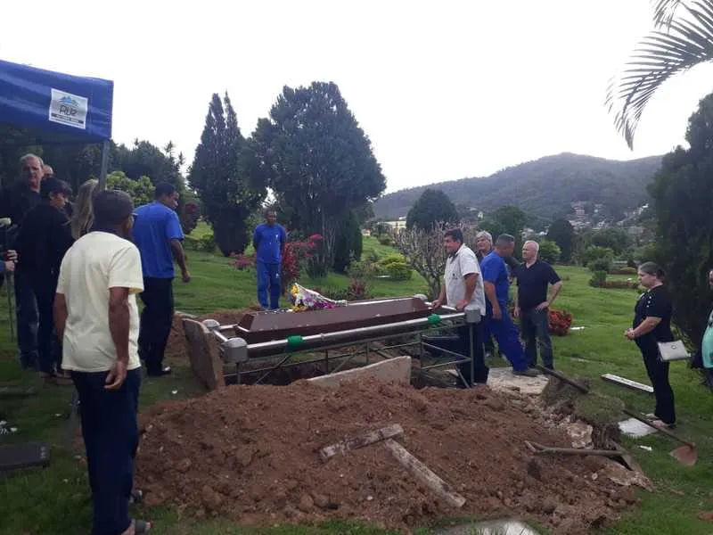 O presidente do Mauá foi sepultado no Parque da Colina