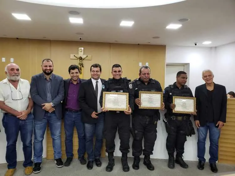 Eles receberam uma uma Moção de Aplauso