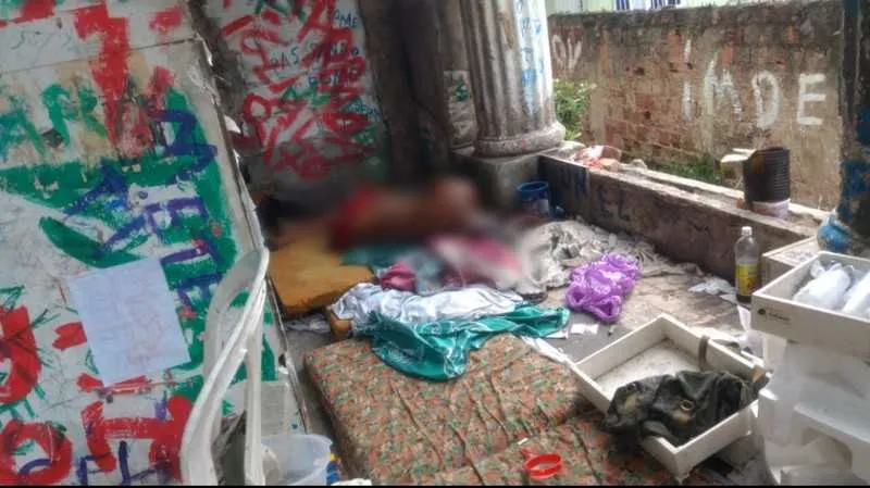 Imagem ilustrativa da imagem Morador de rua é encontrado morto em casa abandonada em Niterói