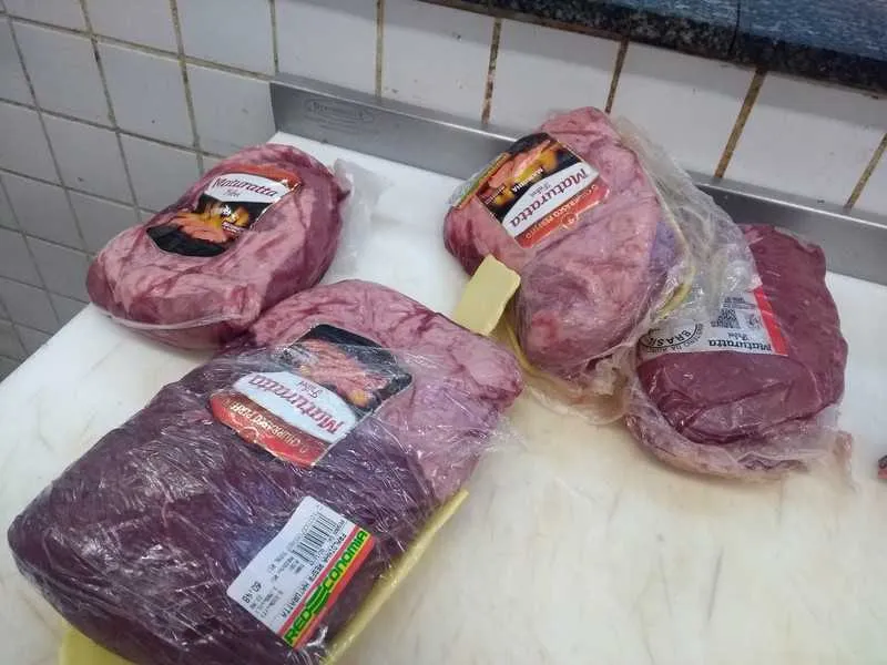Parte dos produtos estavam expostos na área de vendas