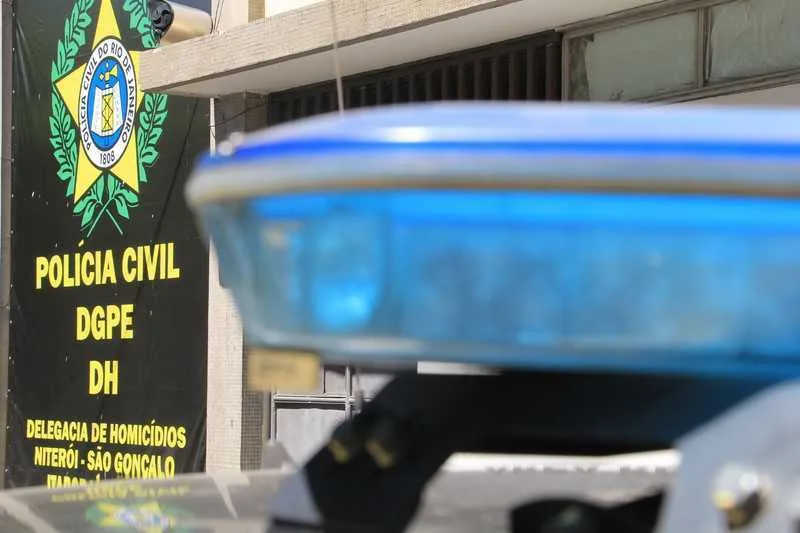 Divisão de Homicídios está investigando o caso 