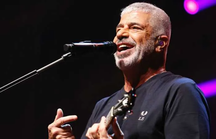 Imagem ilustrativa da imagem Lulu Santos faz show da turnê 'Pra Sempre' na Cantareira, em Niterói