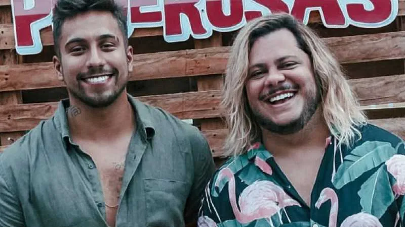 Casal está junto há 10 meses