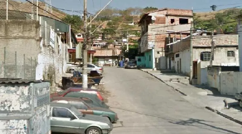 Operação contou com apoio de veículo blindado