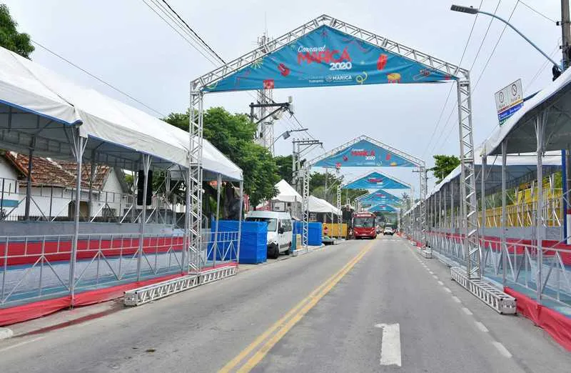 Centro será palco dos desfiles das escolas de samba do município.