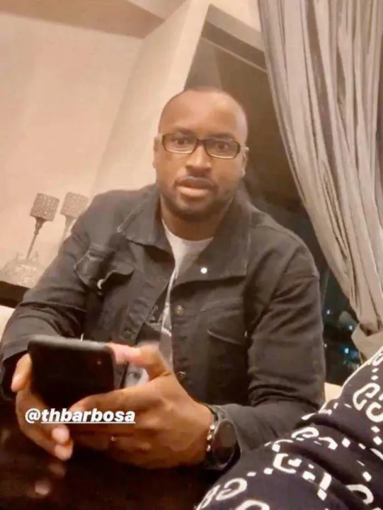  Após o fim do relacionamento, nenhum dos dois apareceram com outros companheiros.