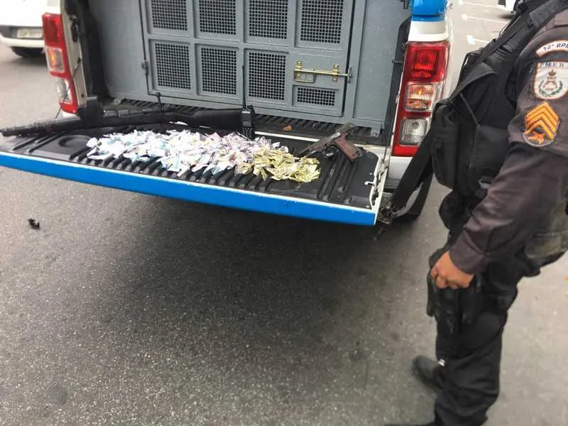 Ação foi para reprimir o tráfico de drogas 