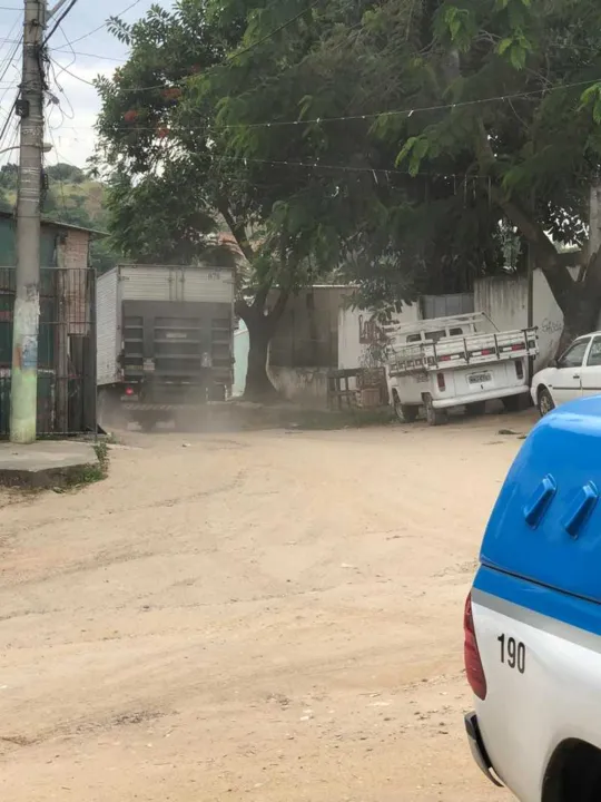 Segundo a PM, o veículo não foi saqueado