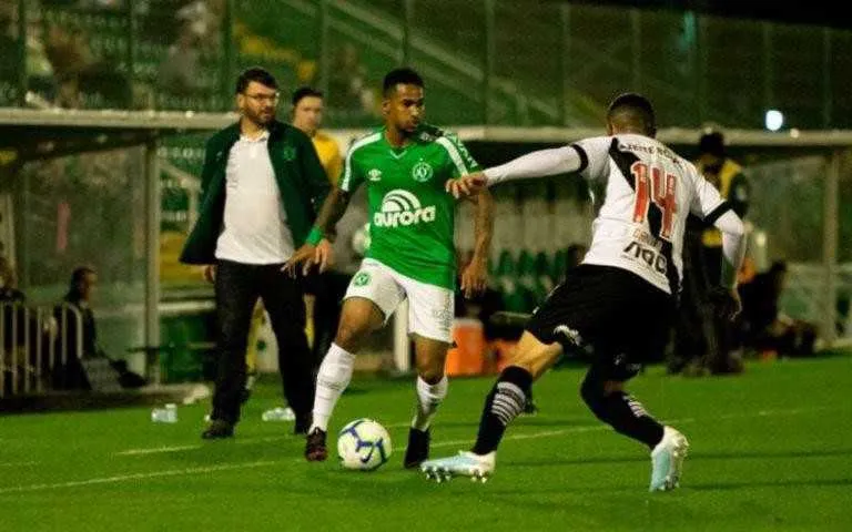 Vasco e Chapecoense se enfrentaram pela última rodada do Brasileirão 