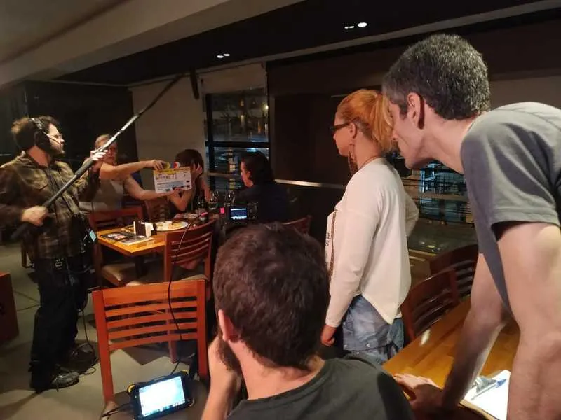 Grupo de jovens cineastas produziram filme usando arrecadações da "vaquinha online"
