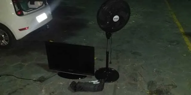 Segundo a Polícia Militar, os pertences roubados foram recuperados