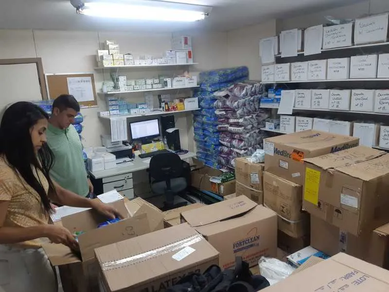 Há um maior volume de medicamentos, soro e insumos