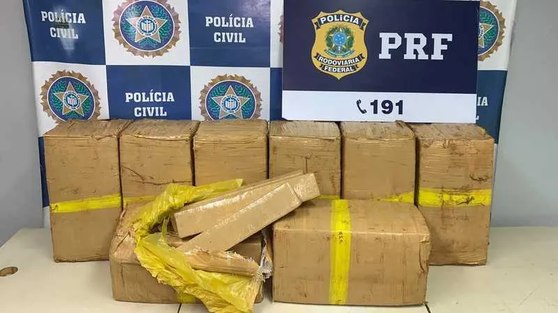
A ocorrência foi encaminhada a 22ª DP (Penha)
