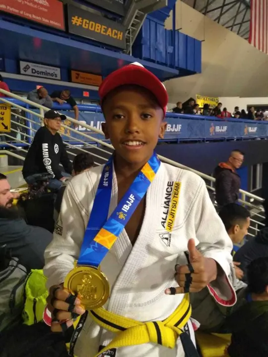 O jovem tem apenas 12 anos e já é tricampeão 