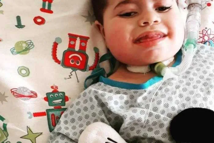 João Miguel sofria de AME e pai roubou mais de R$ 600 mil de um vaquinha João Miguel sofria de AME e pai roubou mais de R$ 600 mil de um vaquinha 