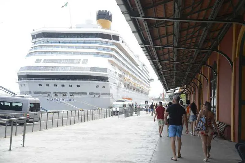 Desse total, oito navios são internacionais 