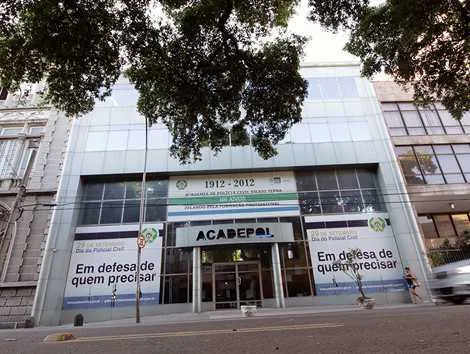 Ao todo serão ofertadas 864 vagas