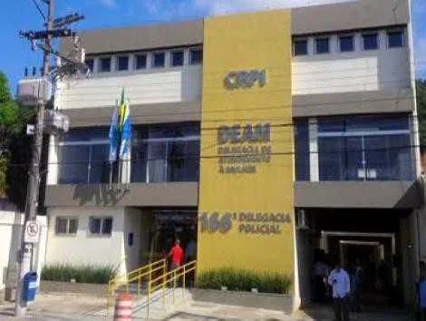 Prisão aconteceu nesta quinta-feira  (31), em Angra dos Reis Jovem engravidou do abusador 