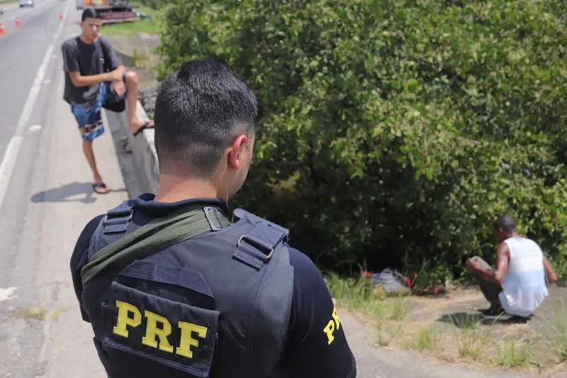 Corpo de homem é encontrado sem vida às margens da BR-101