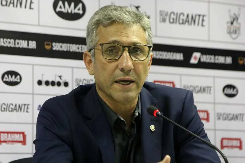 O presidente do Vasco, Alexandre Campello, solicitou a mudança de local para a CBF