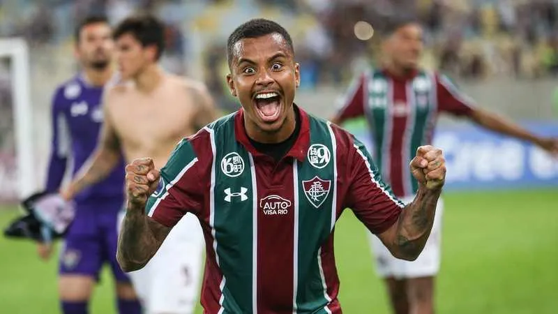 Volante preferiu assinar com o Galo em vez do Flu
