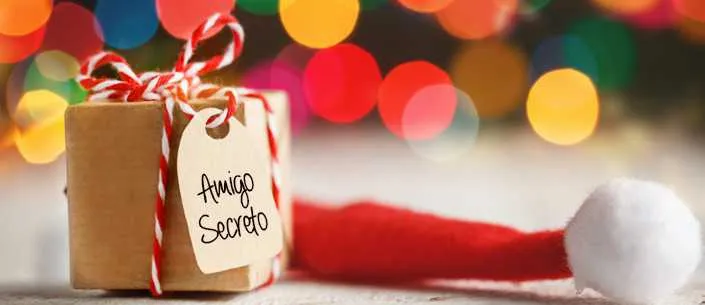 O amigo secreto é uma brincadeira tradicional nas festas de final de ano 