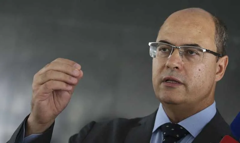 O pedido de impeachment foi feito nesta terça-feira (18)