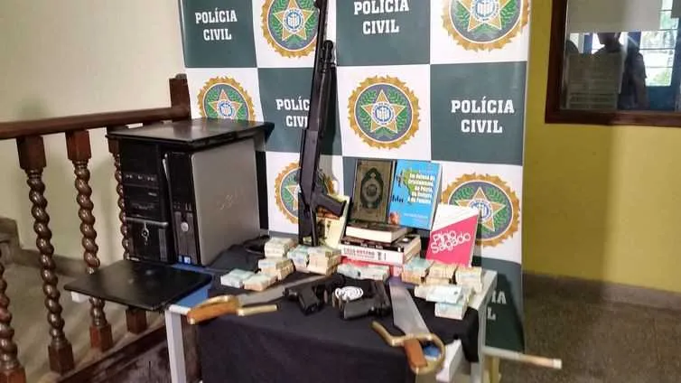 Imagem ilustrativa da imagem Suspeito de atacar produtora Porta dos Fundos pode ser incluído na lista da Interpol