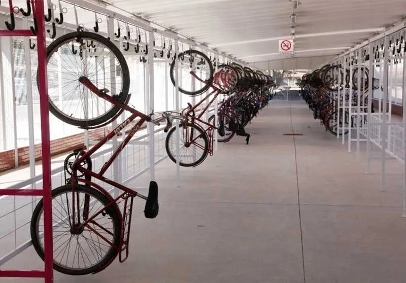 Imagem ilustrativa da imagem Comércio e empresas do Rio podem ser obrigados a ter bicicletários