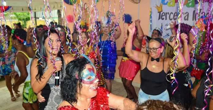 Imagem ilustrativa da imagem Terceira Idade fará tradicional baile de Carnaval no dia 19 em Maricá