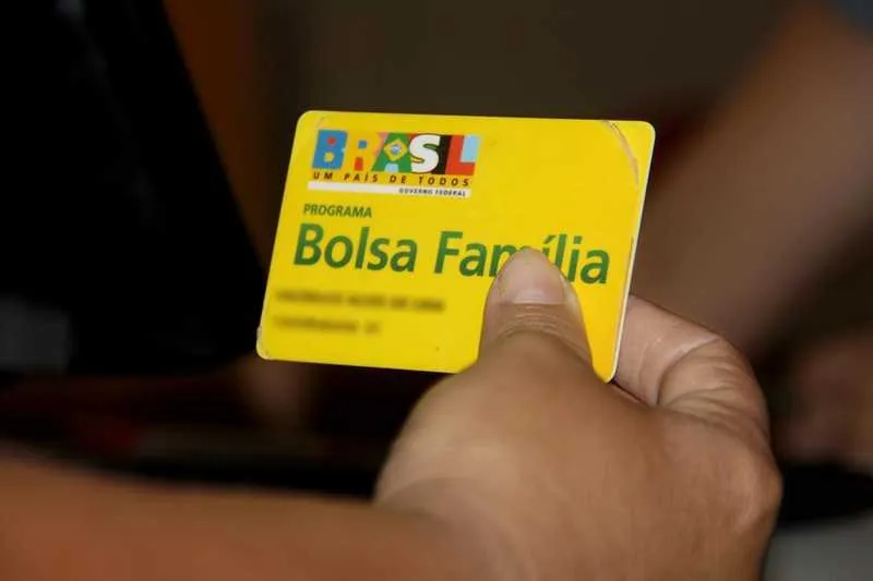 Imagem ilustrativa da imagem Governo divulga calendário de pagamento do Bolsa Família para 2020
